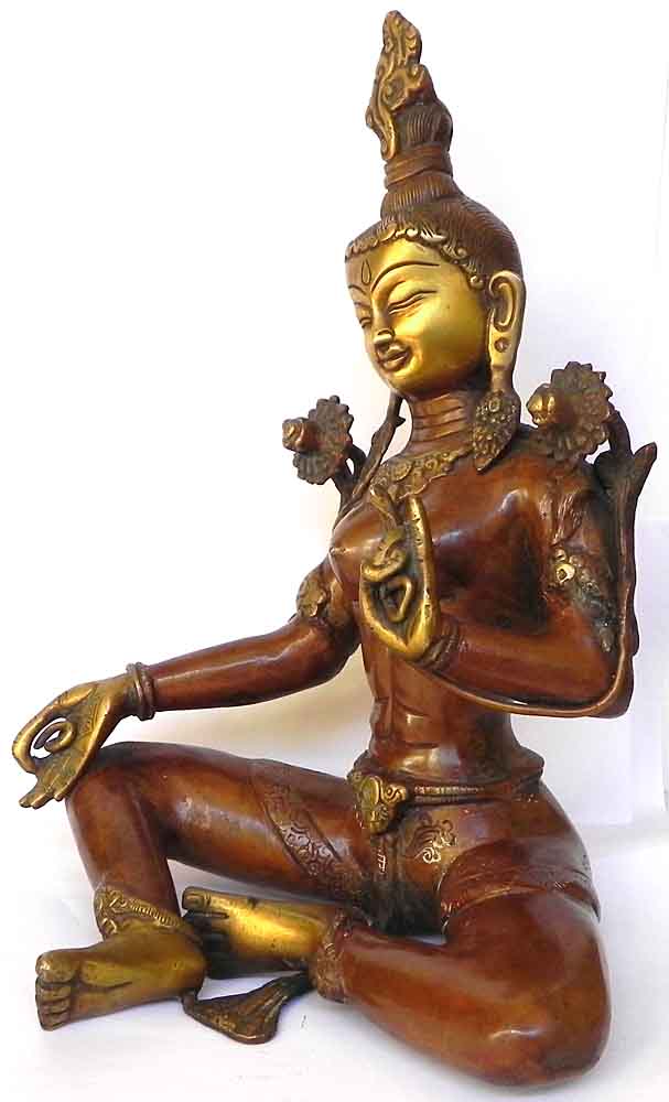 grne Tara Statue