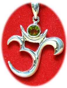 OM-Anh�nger Peridot