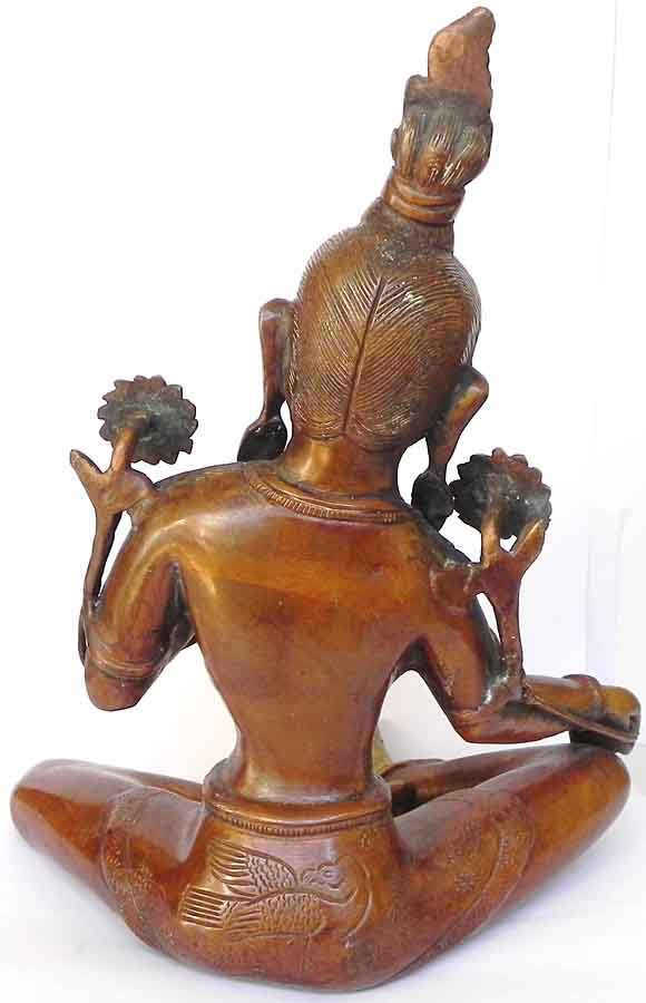 grne Tara Statue