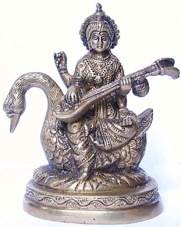 Saraswati Statue