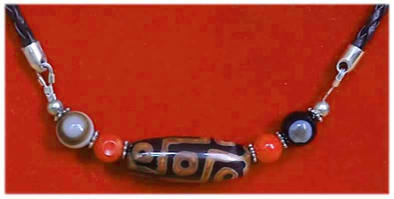 Dzi Stein Kette am Lederband